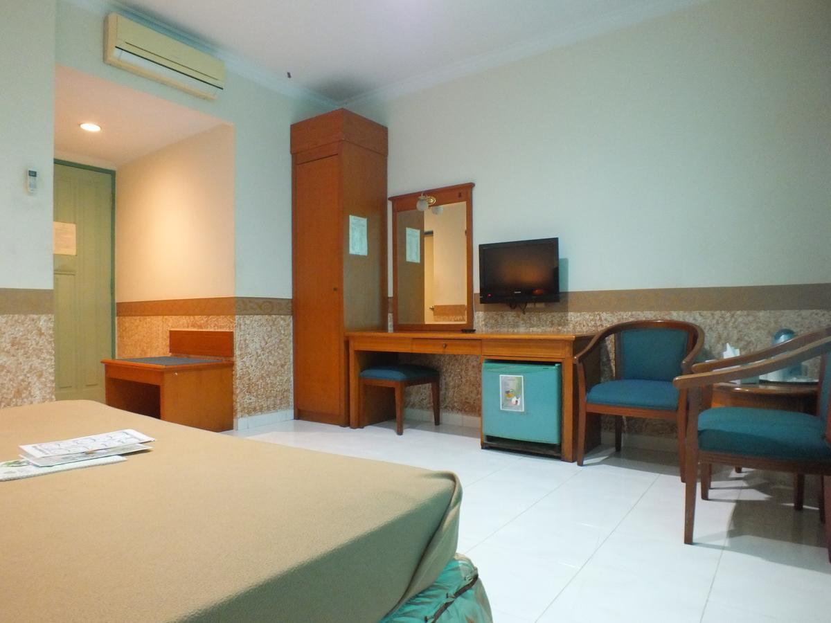 Hotel Puri Kwitang Джакарта Екстер'єр фото